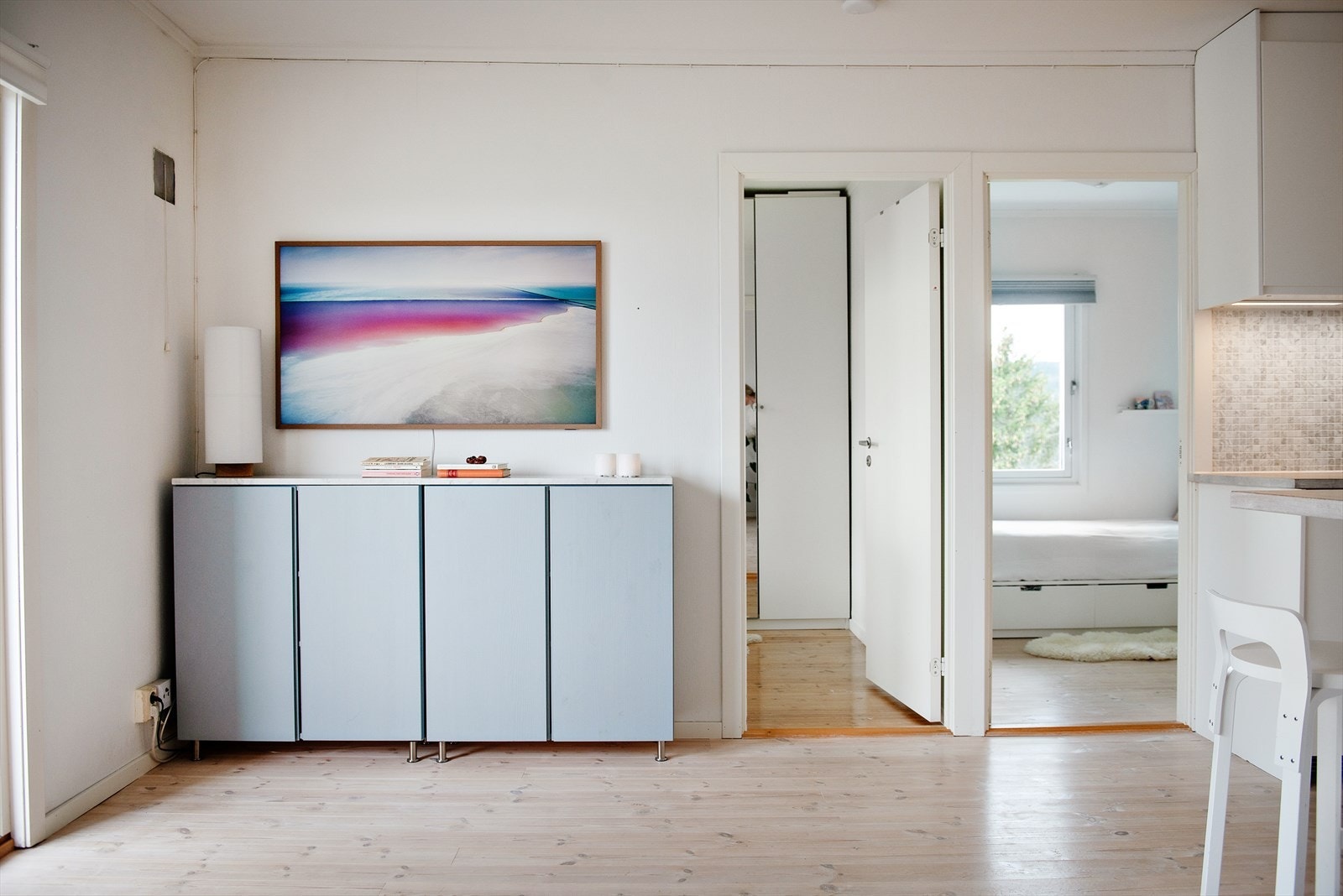 Fra stuen har du adgang til soverom 1 og 2. Galleribilde