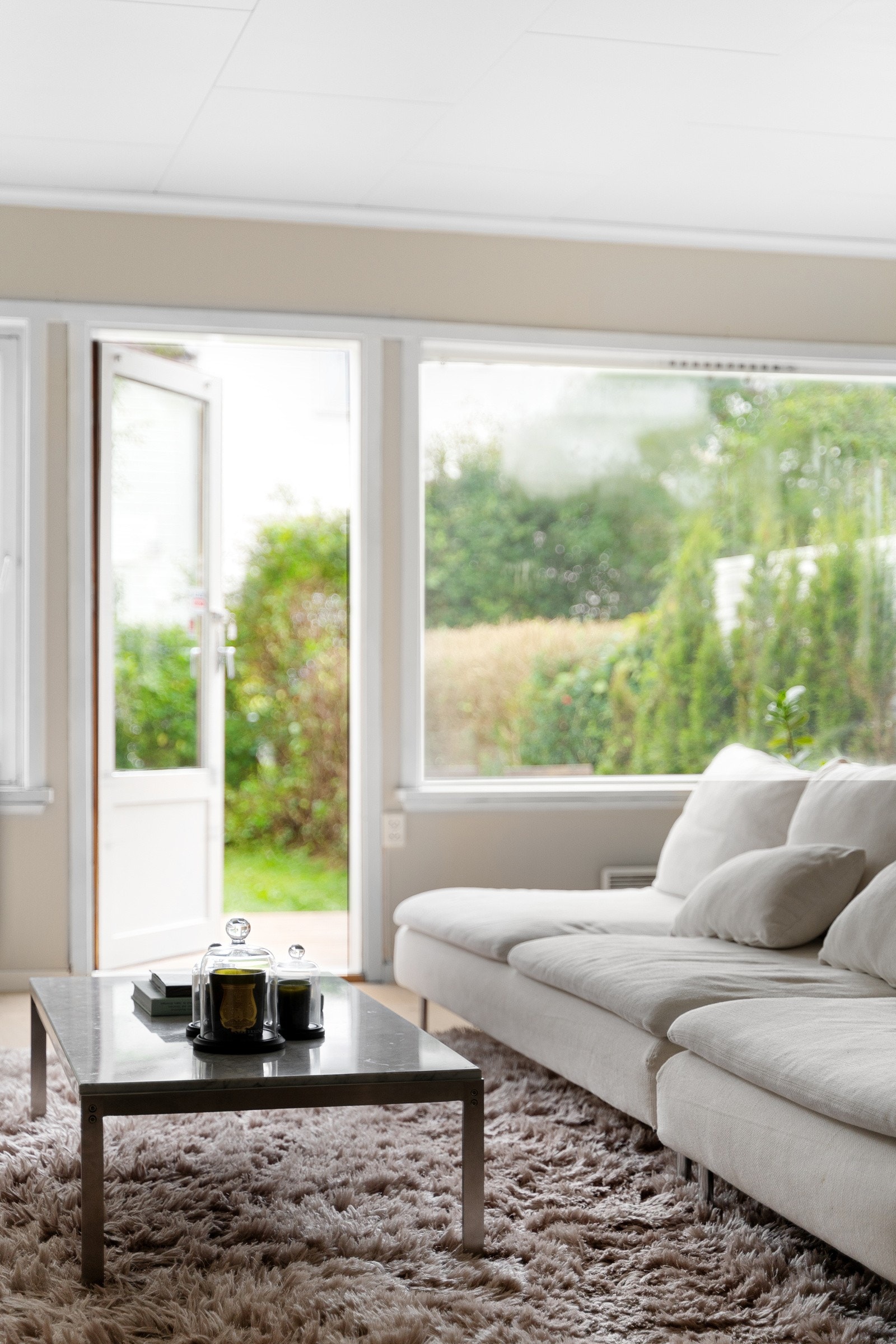 Lyst og tiltalende rekkehus med moderne kvaliteter og kjekk planløsning. Galleribilde