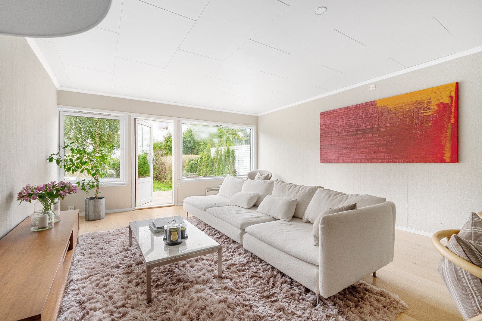 Michael R. Myhre presenterer Overlege Cappelens gate 24C! Galleribilde