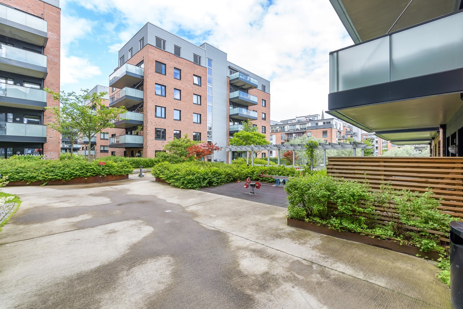 Leiligheten ligger i populære Kværnerbyen med sentral beliggenhet og nærhet til "alt"! Galleribilde