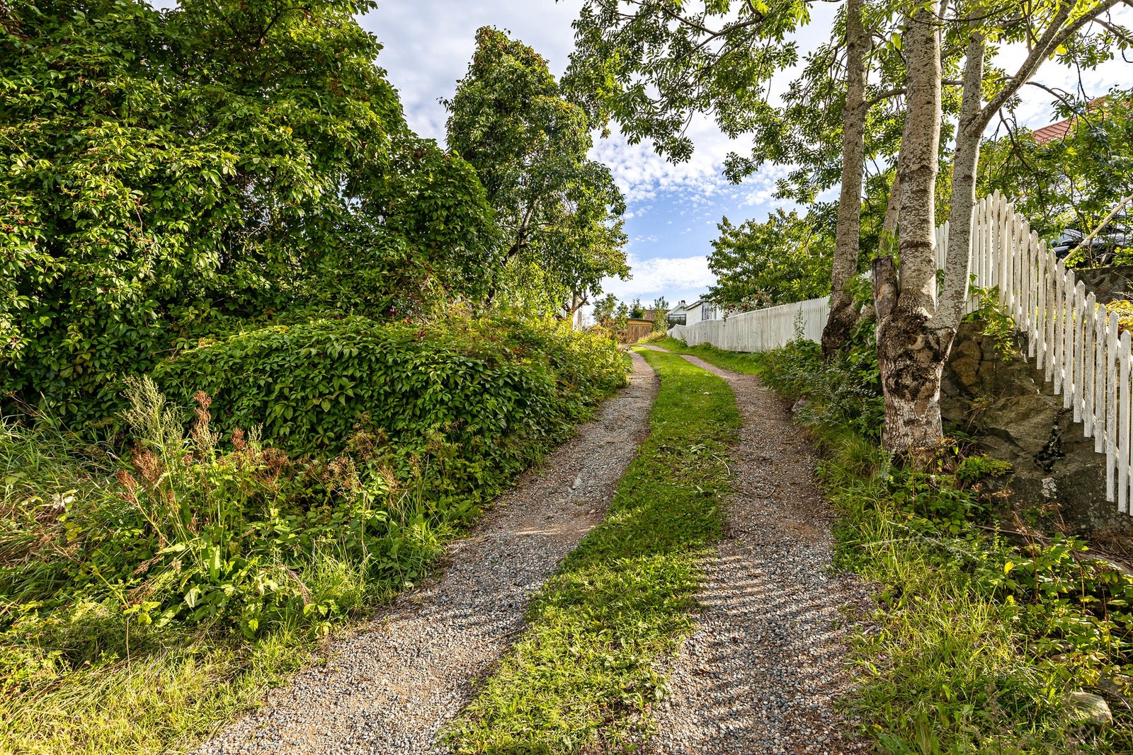 Adkomsten til eiendommen Galleribilde