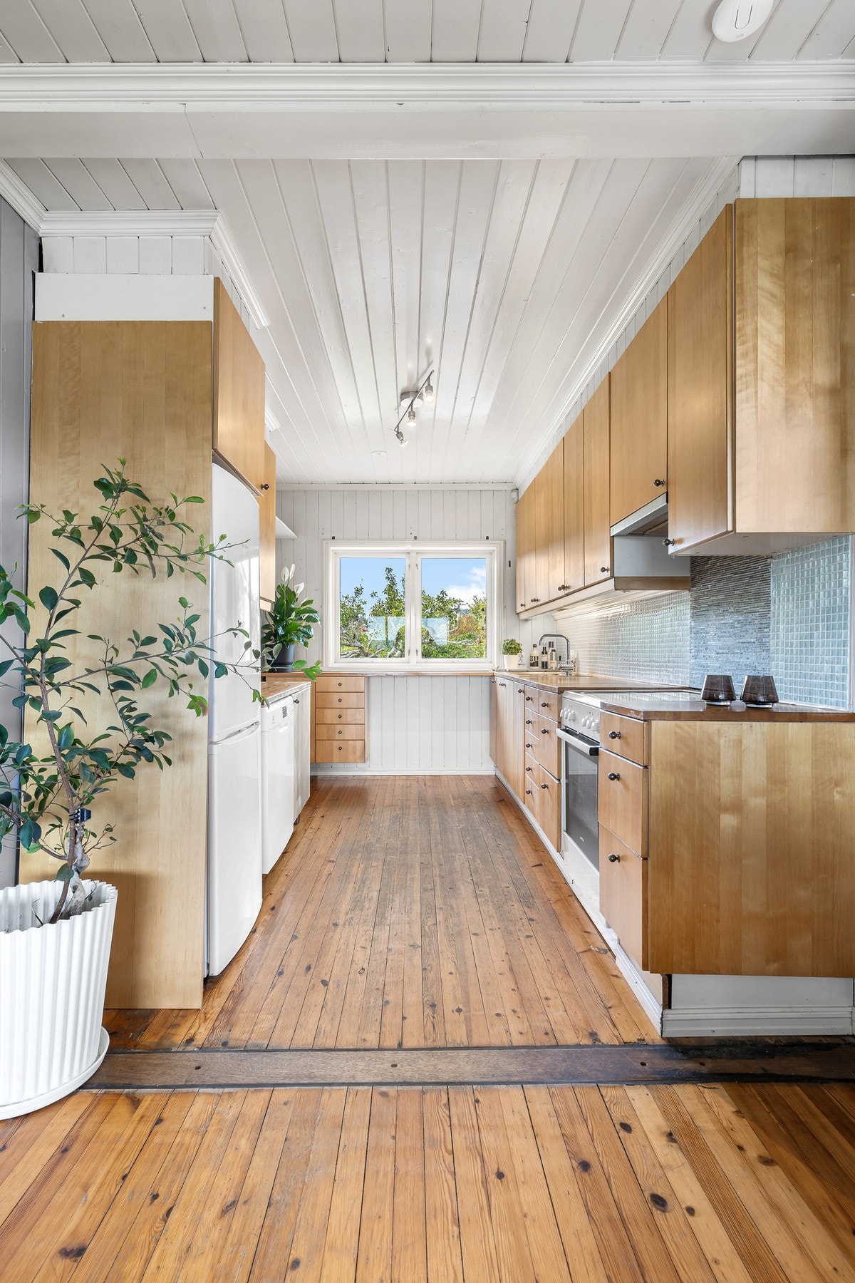 Kjøkkenet er fra ca 2005/2006 o Galleribilde