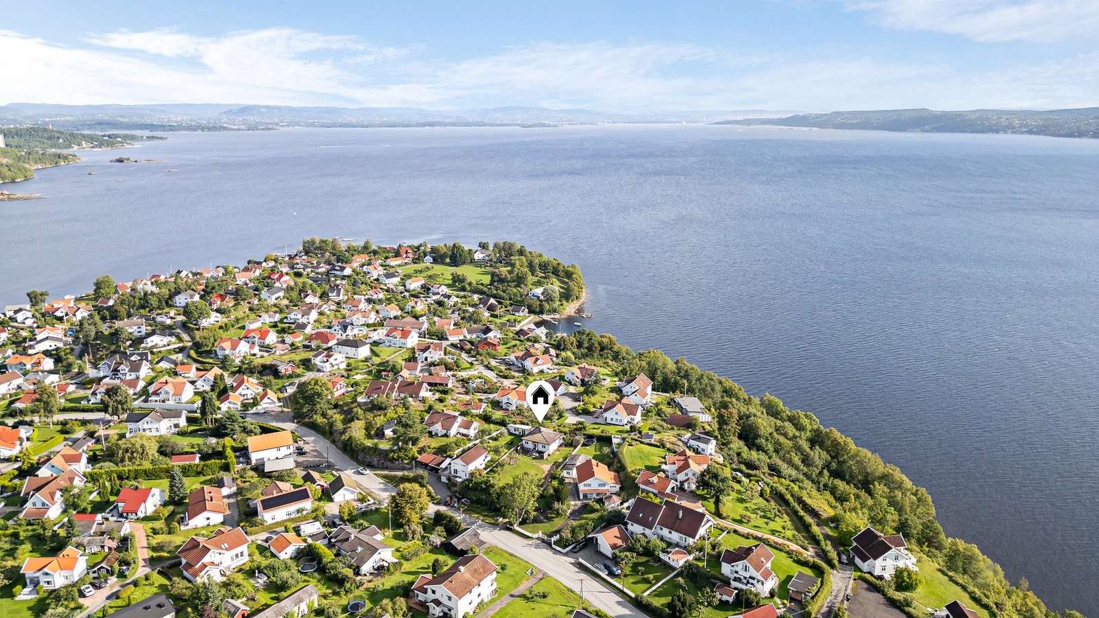 Eiendommen har en meget god intern beliggenhet på Nærsnes Galleribilde