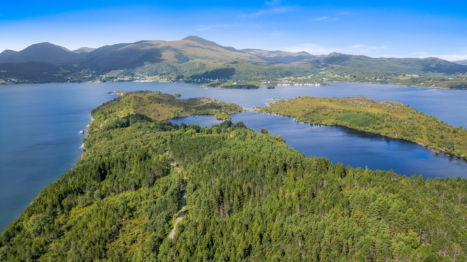 Nærområde mot Leikong Galleribilde