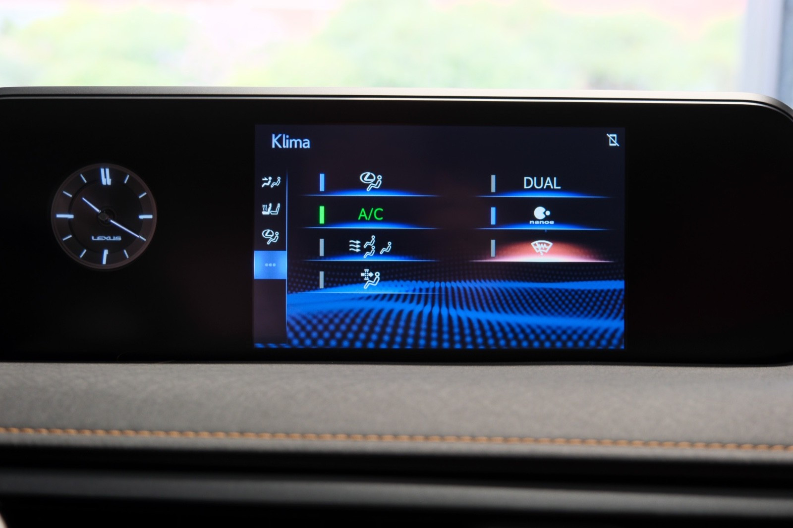 Bilde av Lexus UX