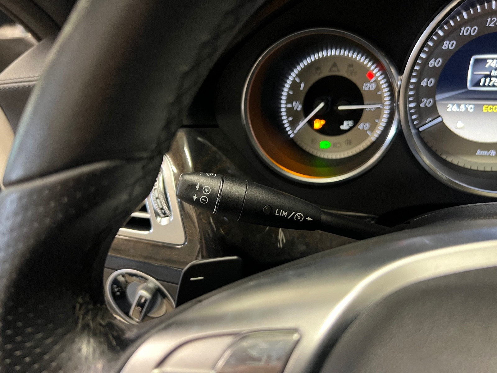 Hovedbilde av Mercedes-Benz CLS