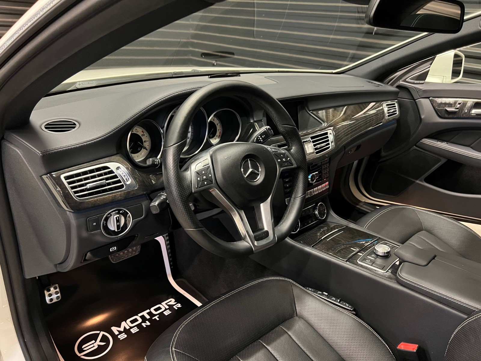 Hovedbilde av Mercedes-Benz CLS