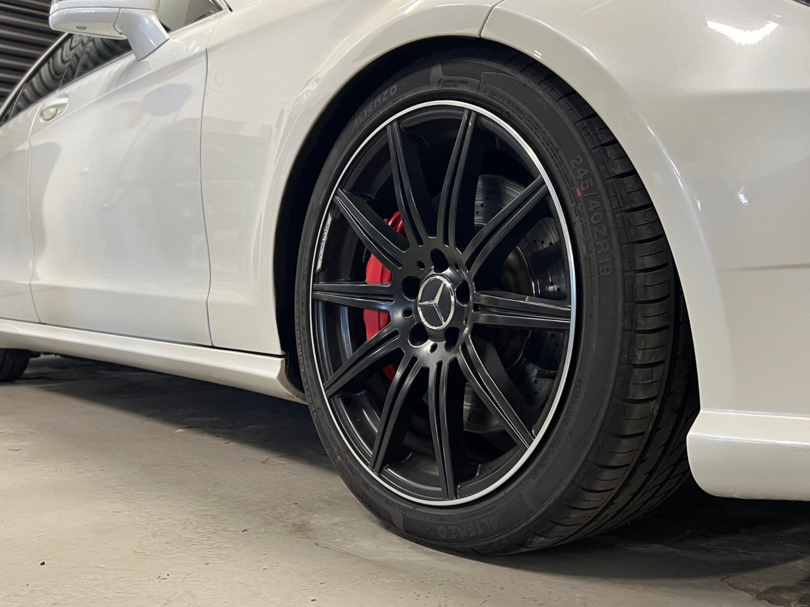 Hovedbilde av Mercedes-Benz CLS
