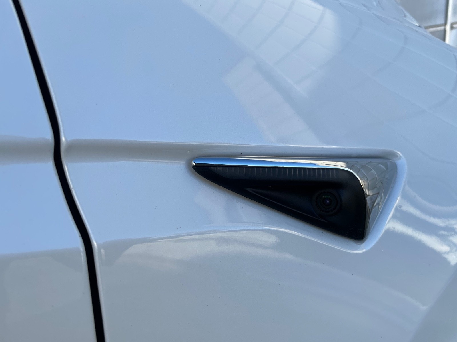 Tesla Model X 48