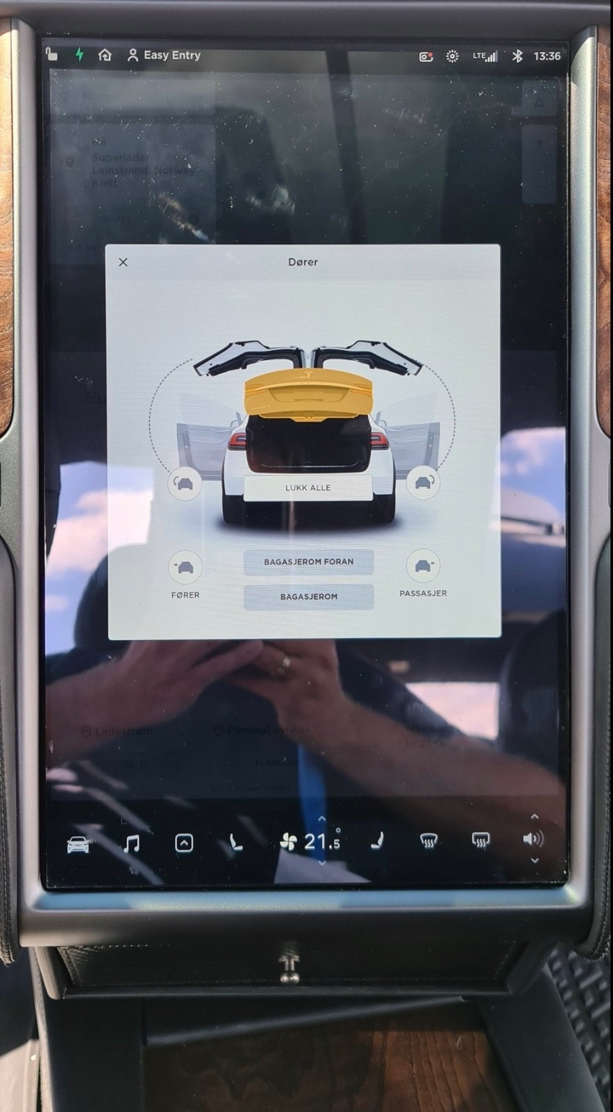 Tesla Model X 51