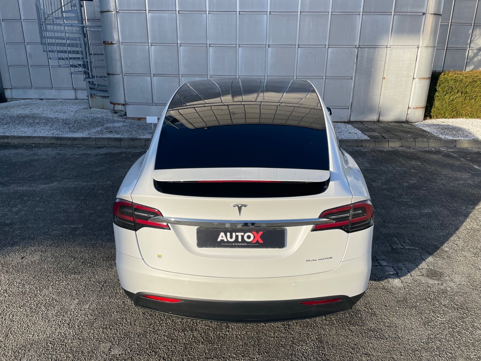 Tesla Model X 26