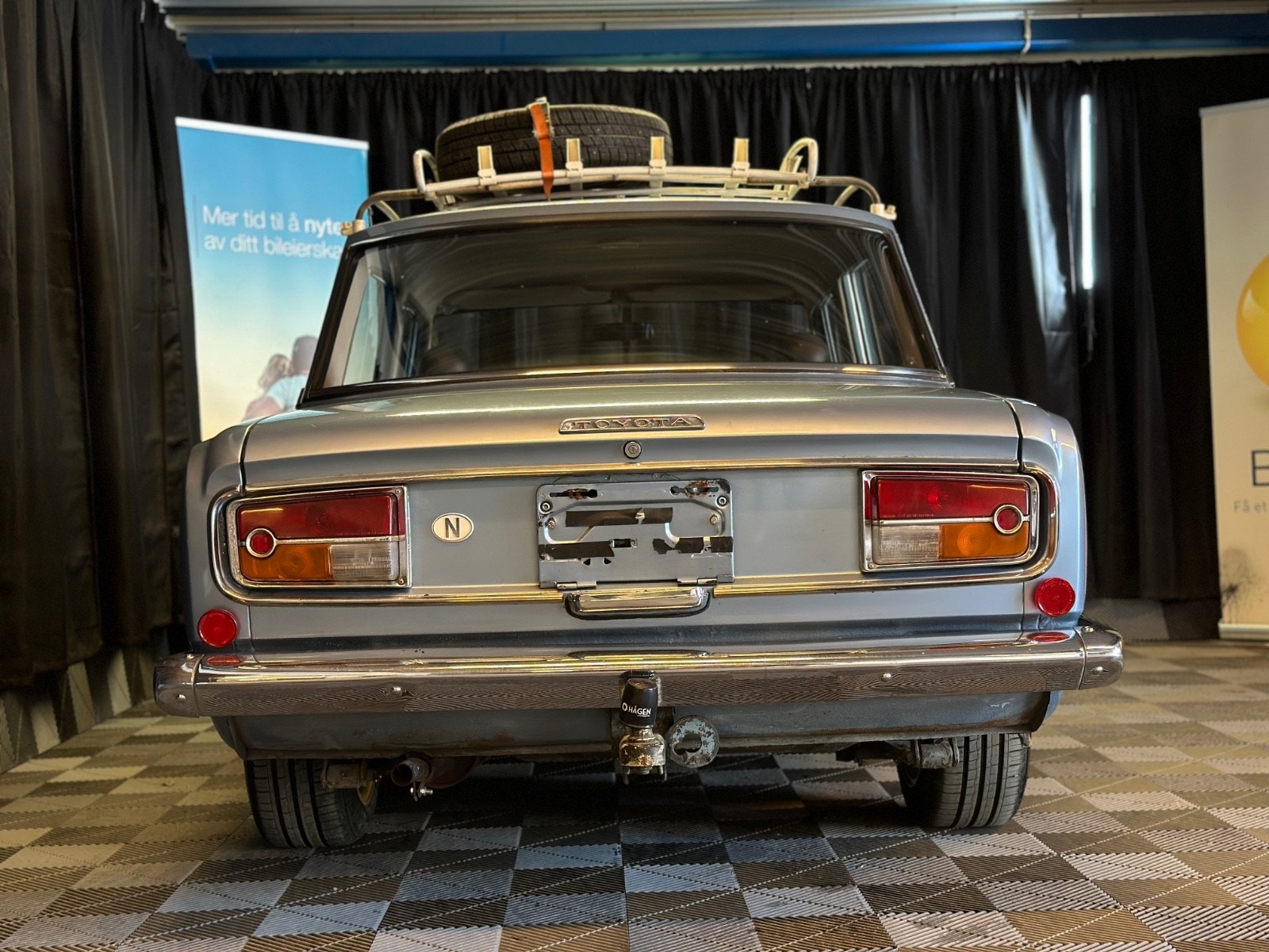 Toyota 19