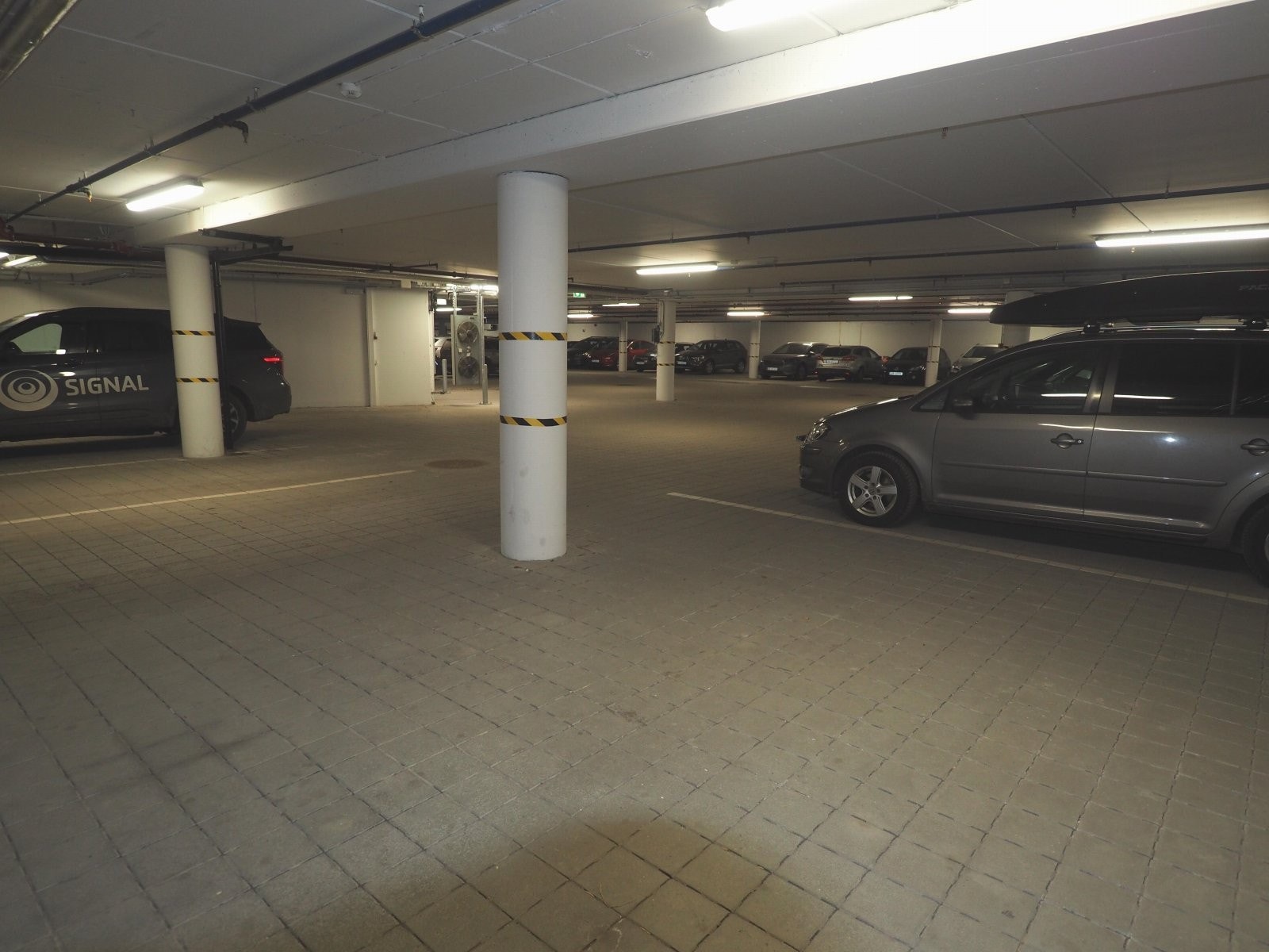 Parkering Galleribilde