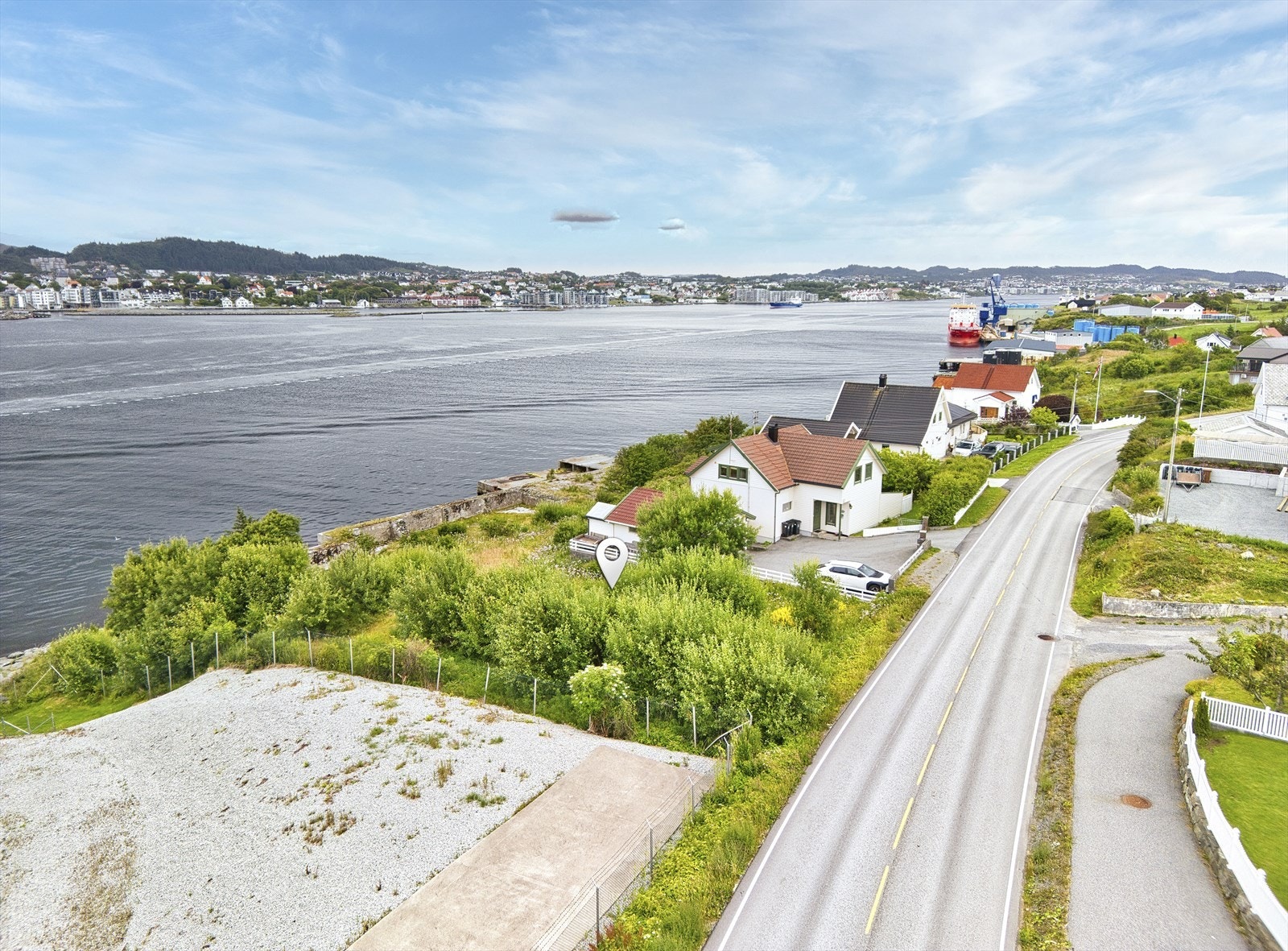 Gnr. 141 bnr. 113 (markering i kart er ikke nøyaktig) Galleribilde