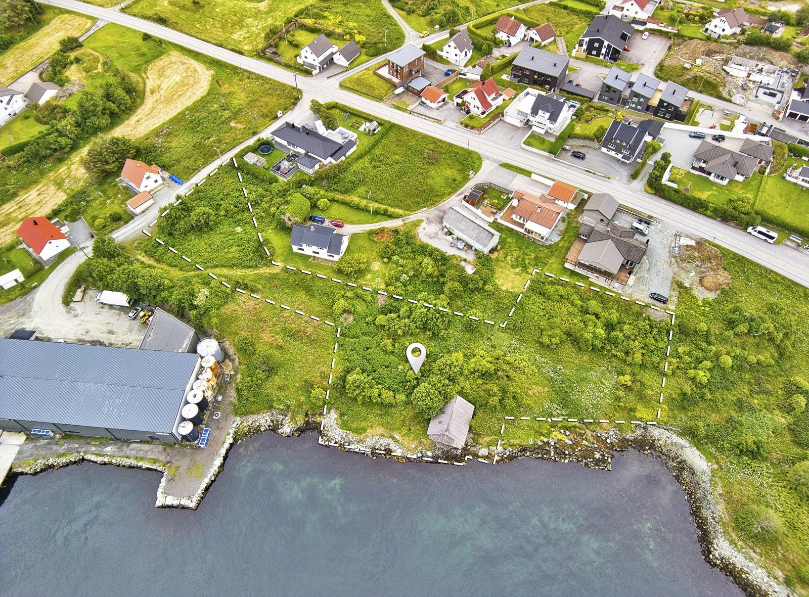 Gnr. 141 bnr. 243 (markering i kart er ikke nøyaktig) Galleribilde