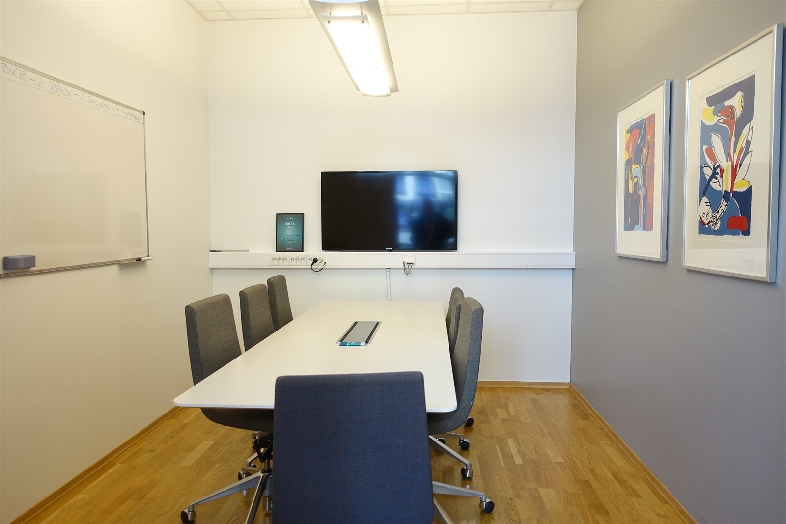 Kontor eller møterom.jpg Galleribilde