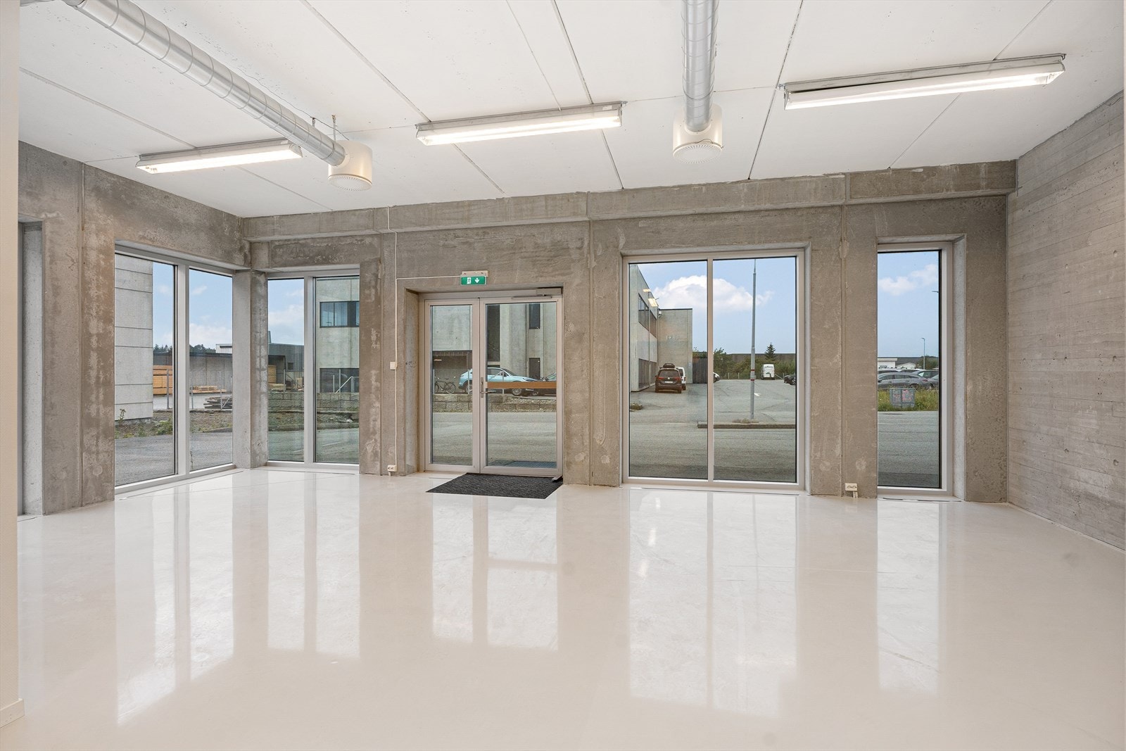 Kontor/showroom/lager til leie på Vea Galleribilde
