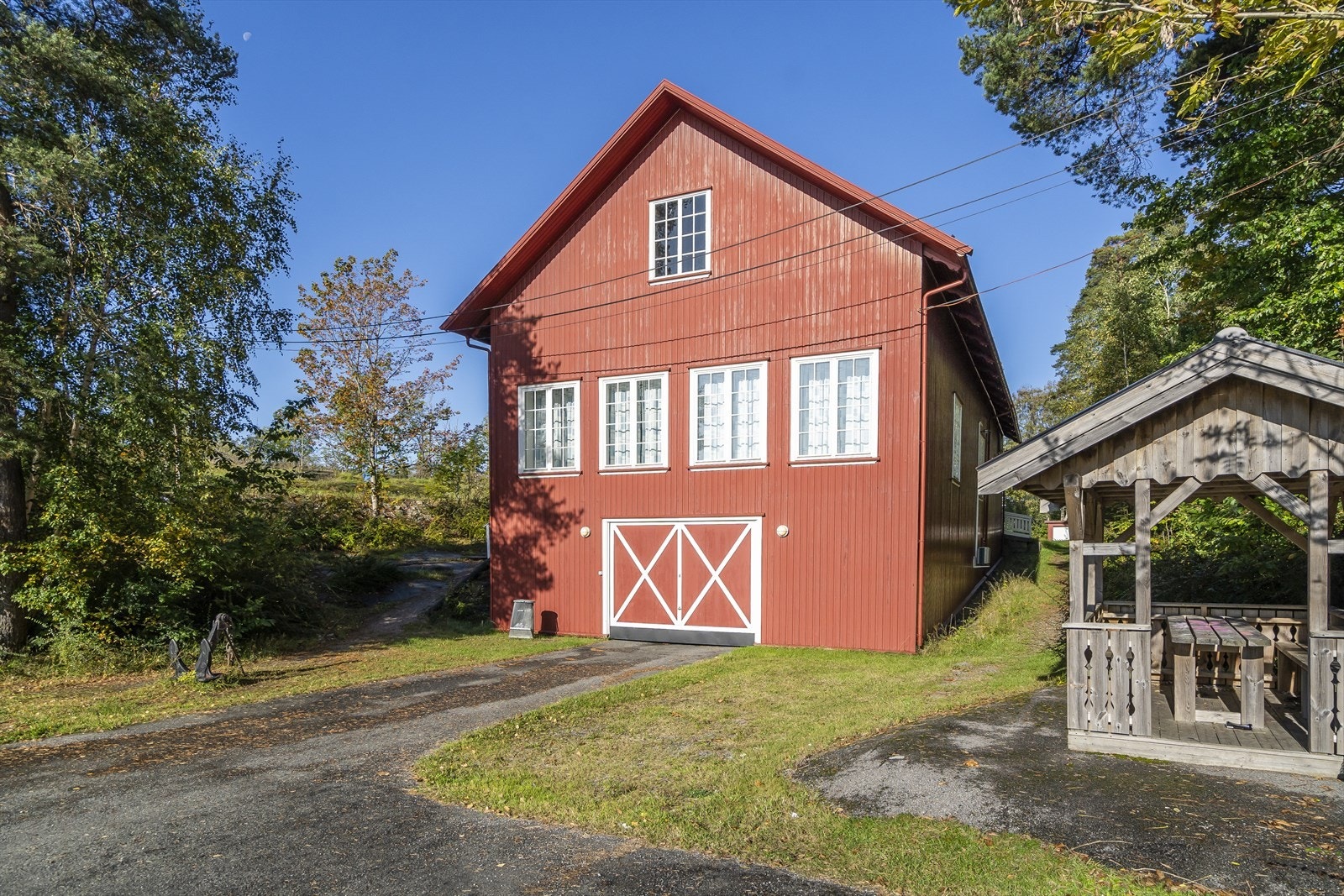 2297807559438.jpg Galleribilde