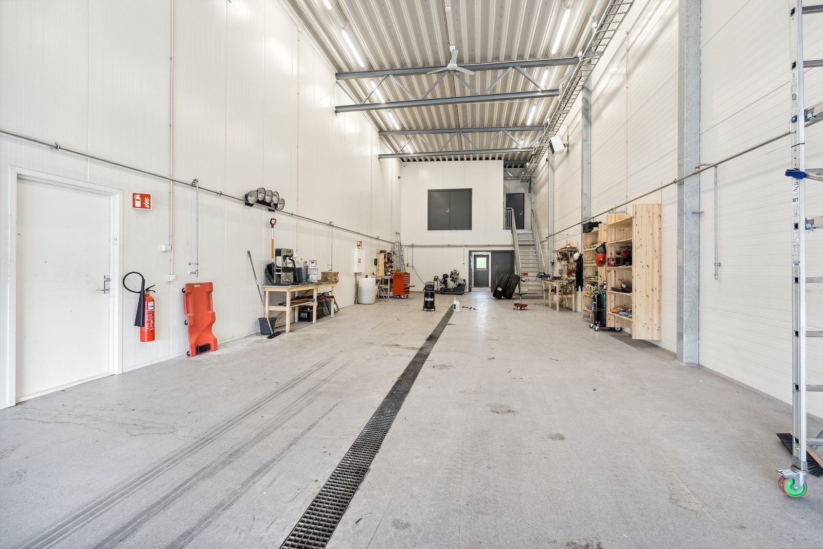 Vaskehall Galleribilde