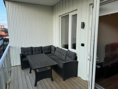 Stor balkong, god plass til utemøbler. Galleribilde