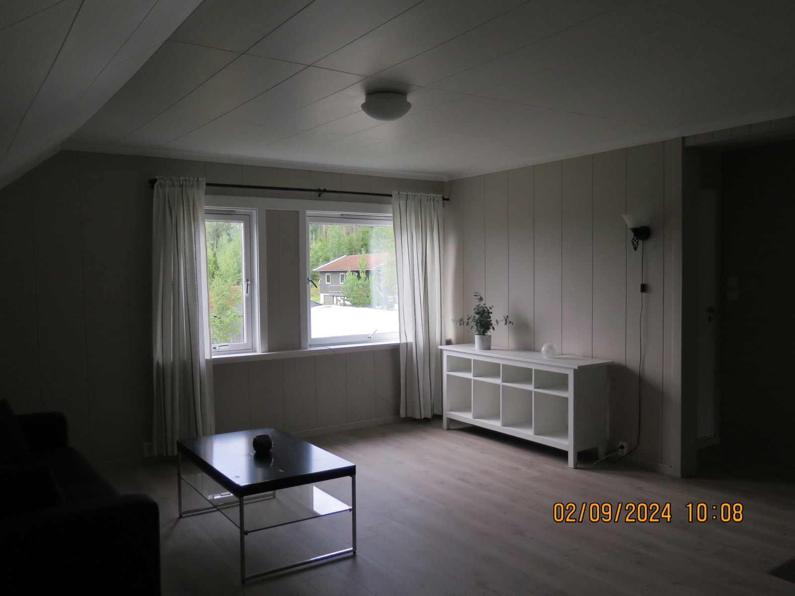 Stue 2.etasje. Vinduer sør vendt Galleribilde