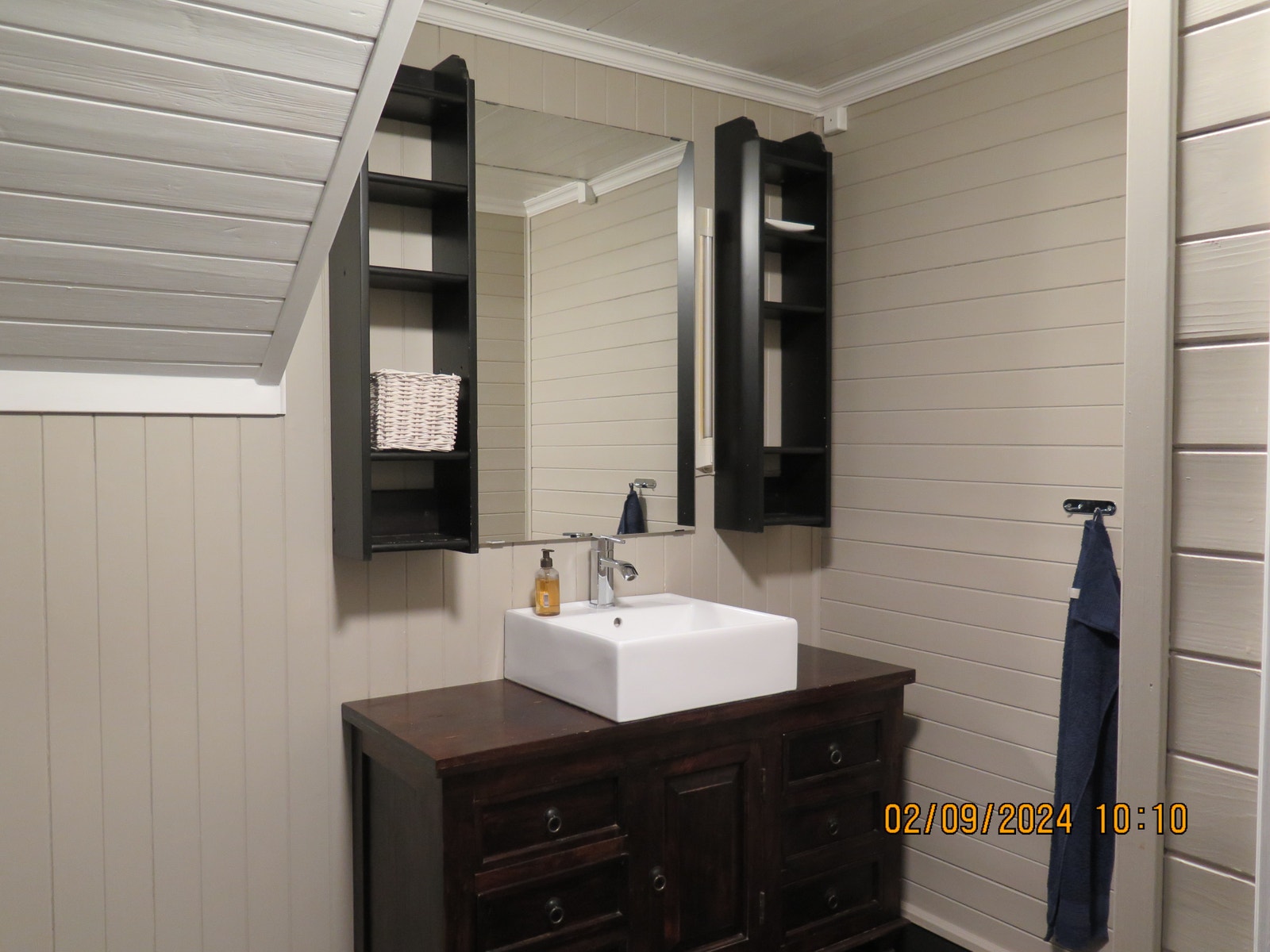 Romslig bad i 2.etasje Galleribilde