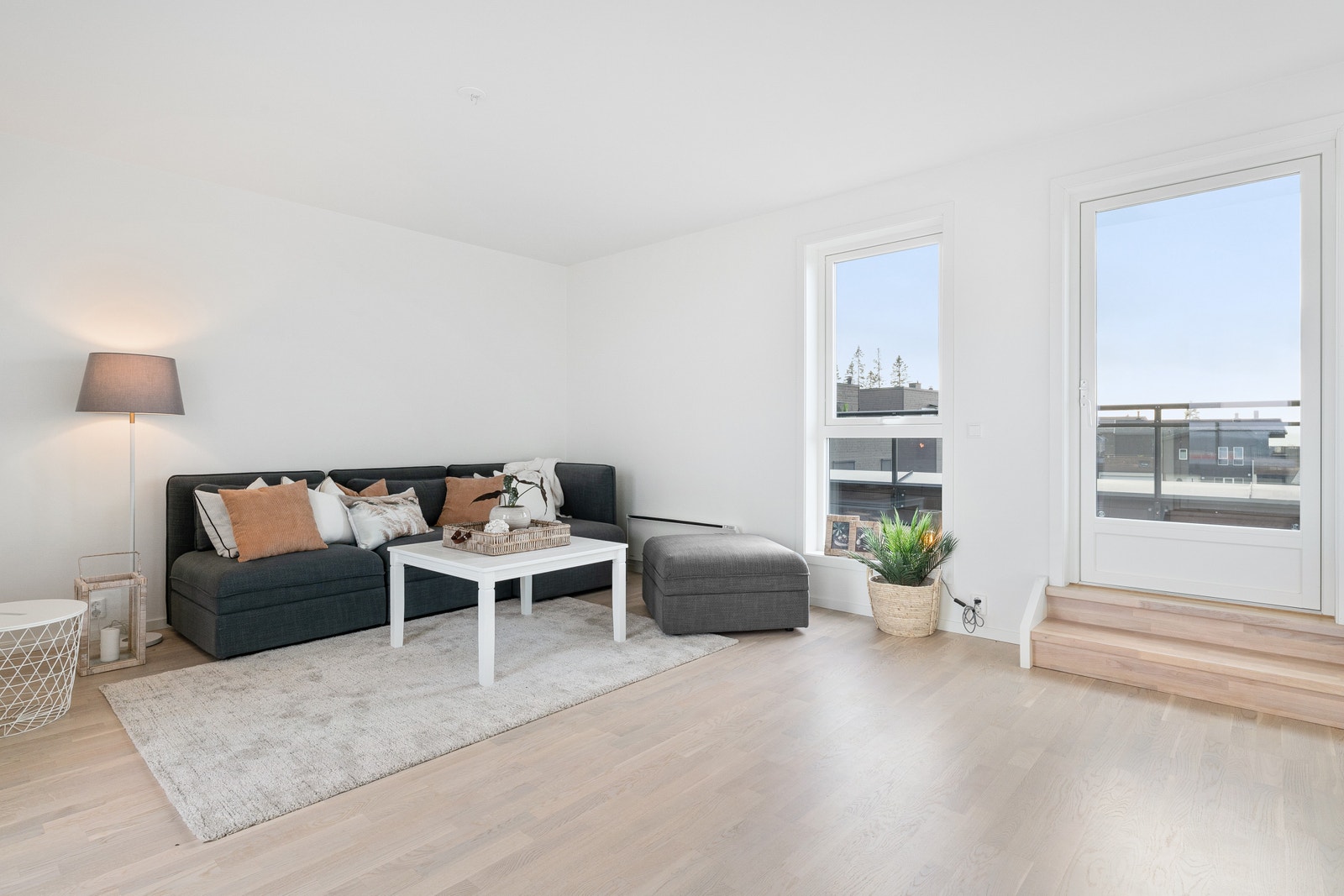 Her vises tilsvarende bolig, bare på et annet felt. Galleribilde