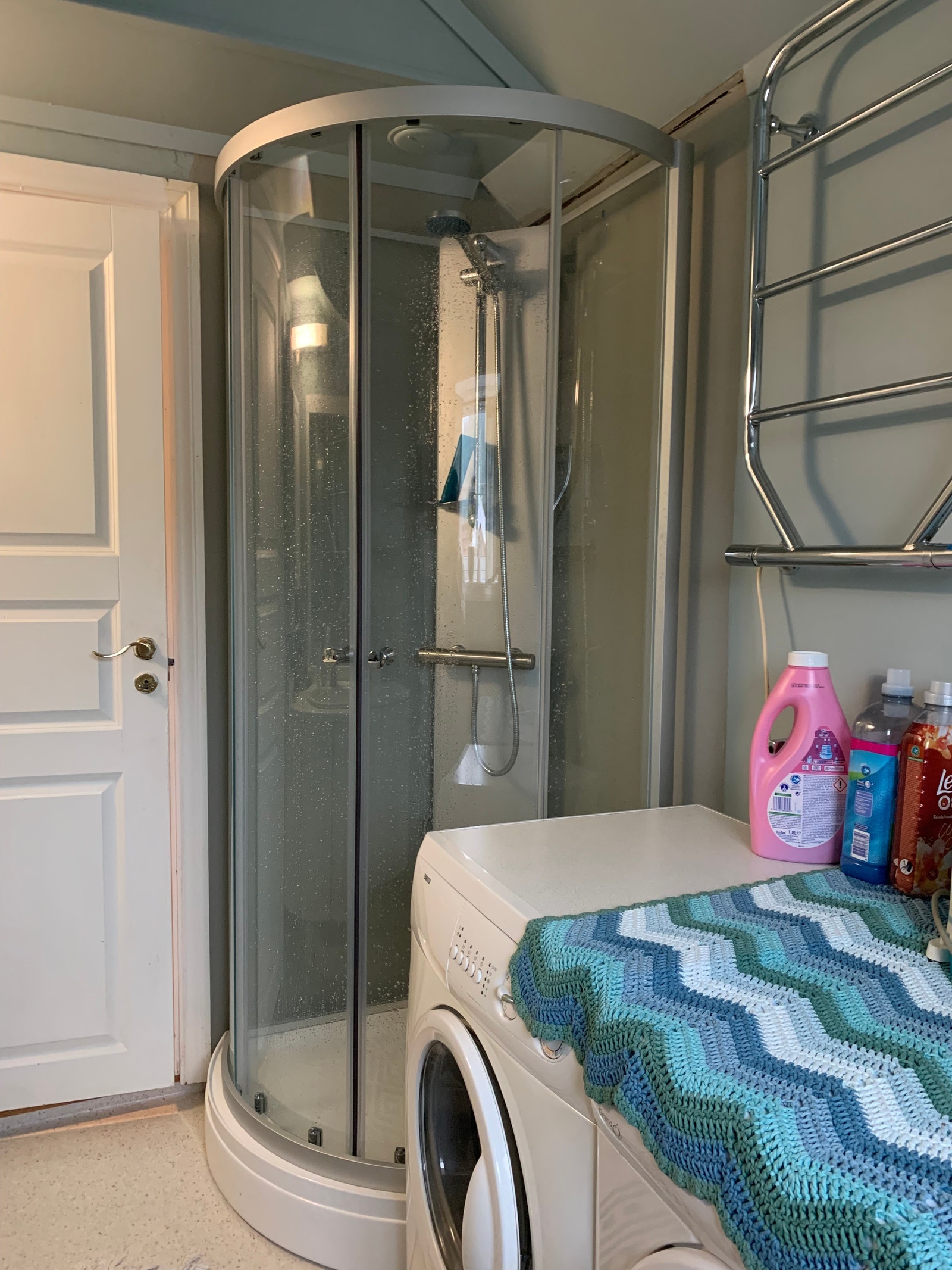 Bad (Nytt dusjkabinett) Galleribilde