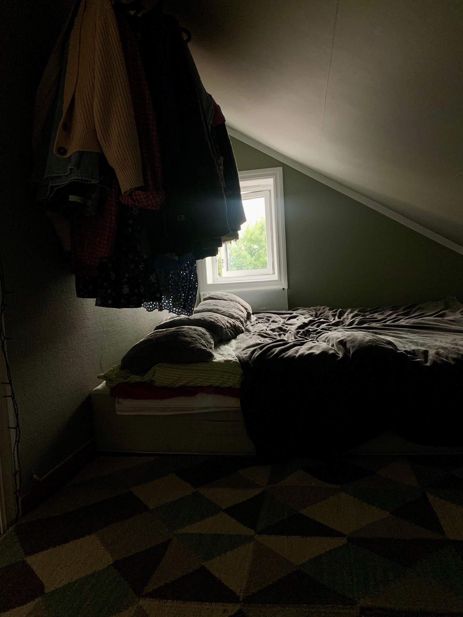 Sovealkove med plass til dobbelseng Galleribilde