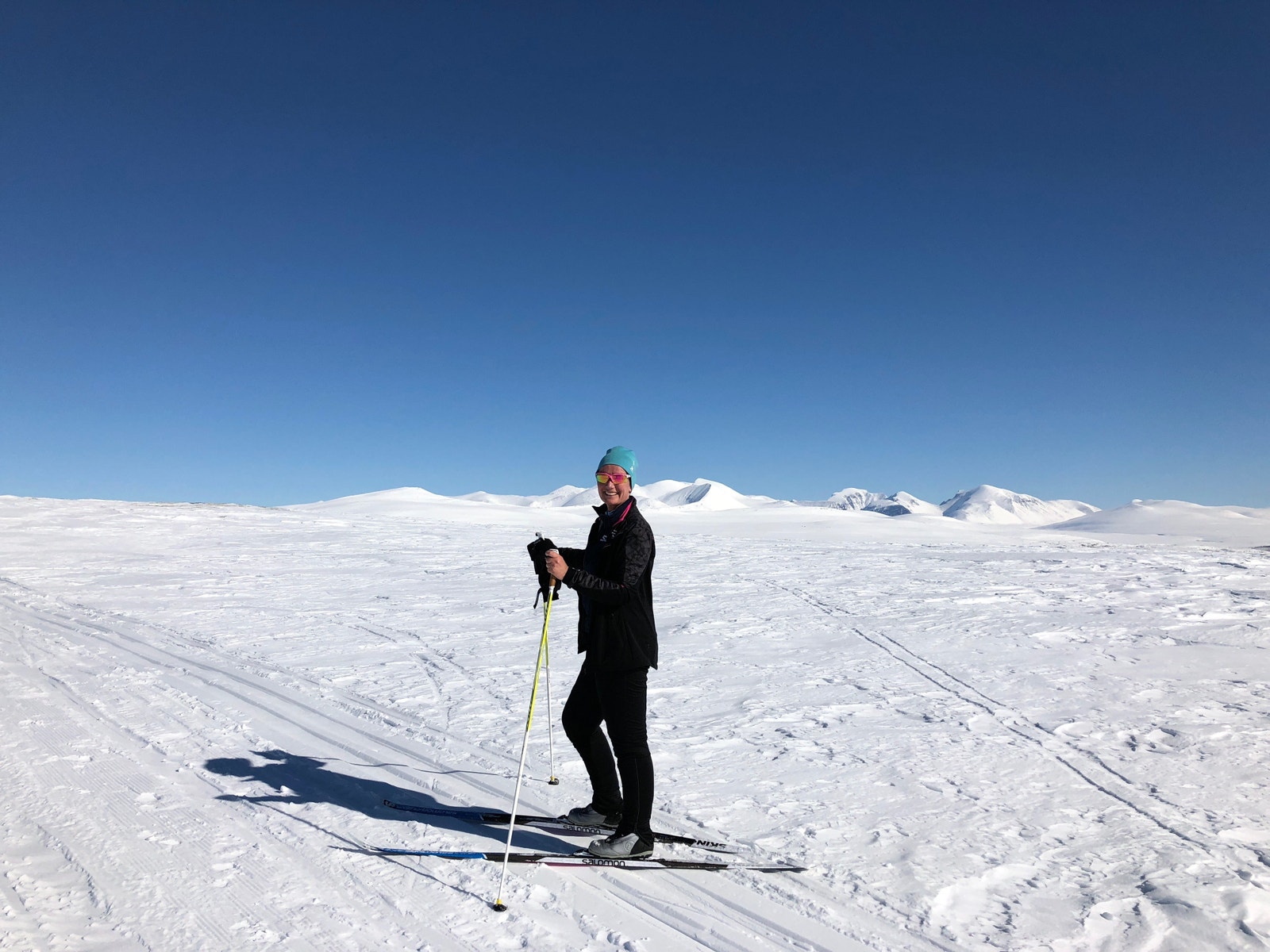 På vei opp mot Haldorpiggen på vinterstid Galleribilde