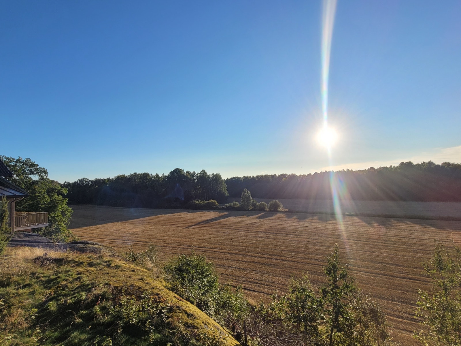 Fortsatt sol klokka 18:50 1. september. Galleribilde