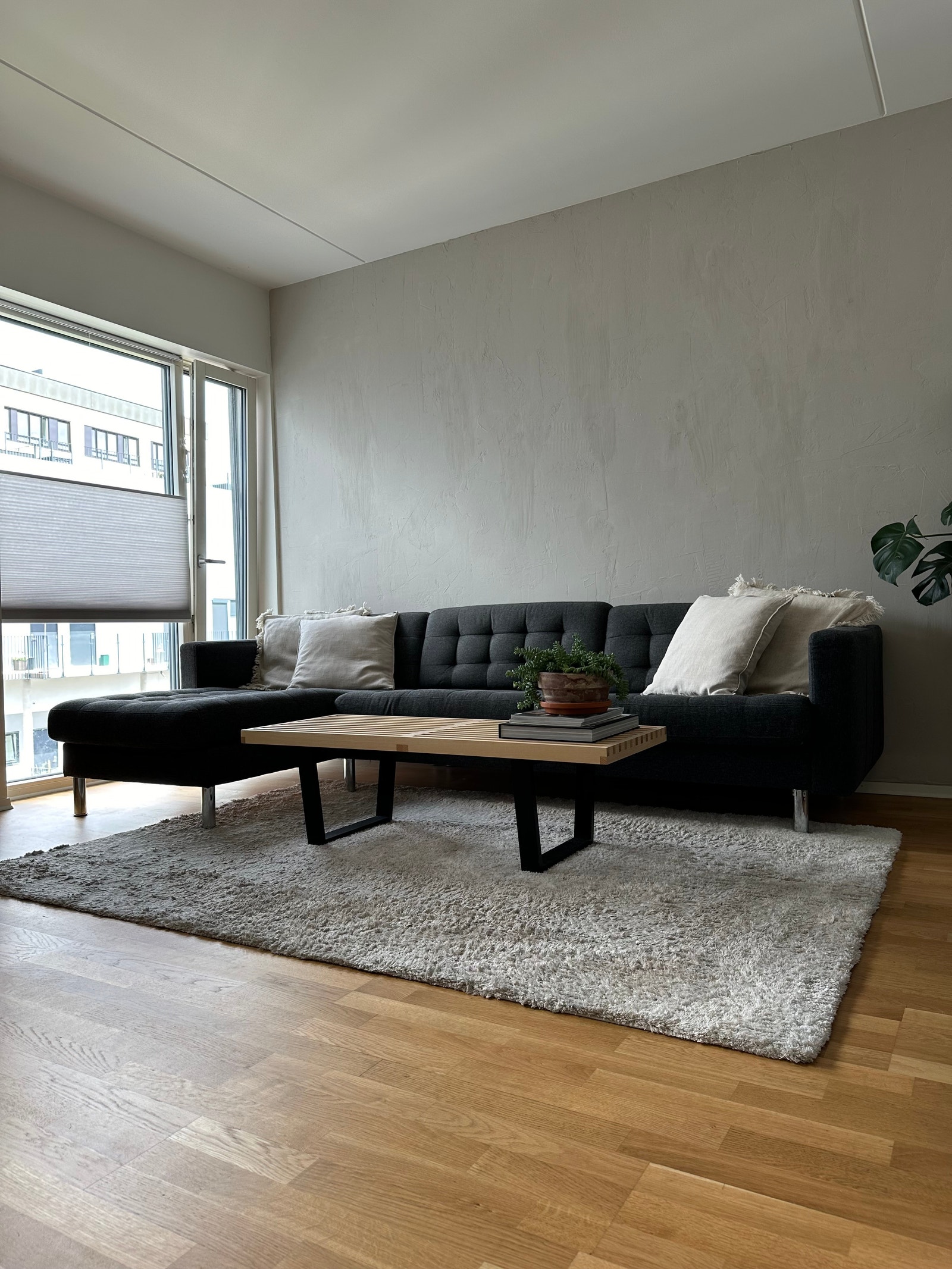 Stue (sofa følger ikke med, men spisestue) Galleribilde