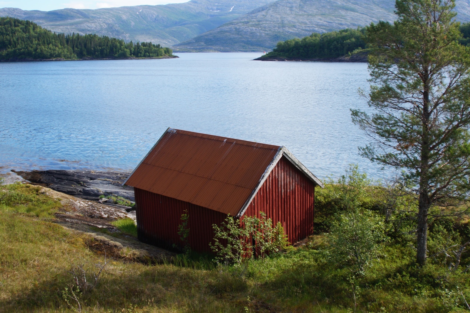 Boat house on own land Galleribilde