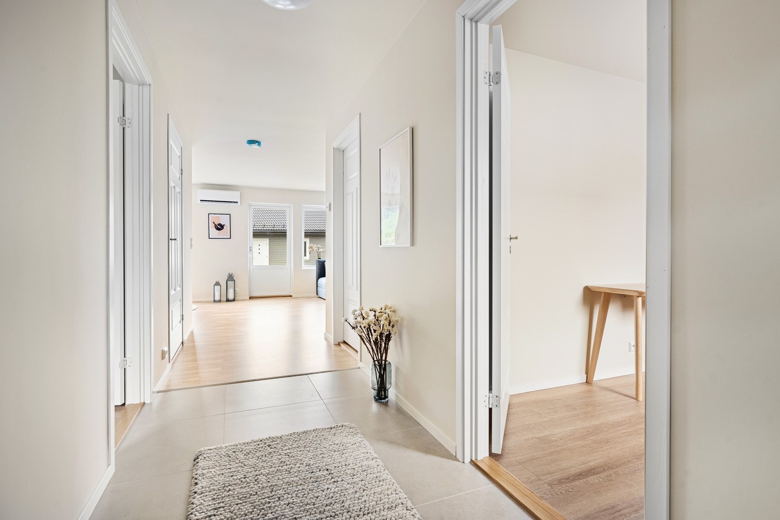 Entre/gang Galleribilde