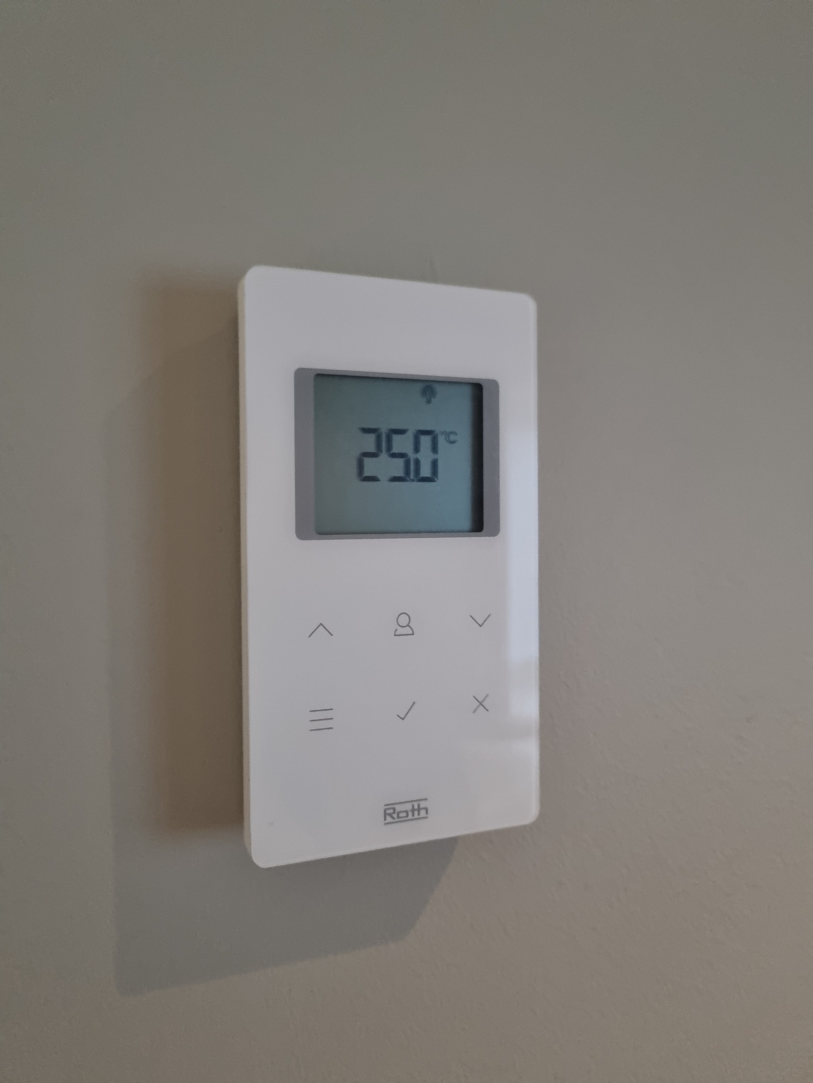 Trådløs romtermostat i alle rom Galleribilde