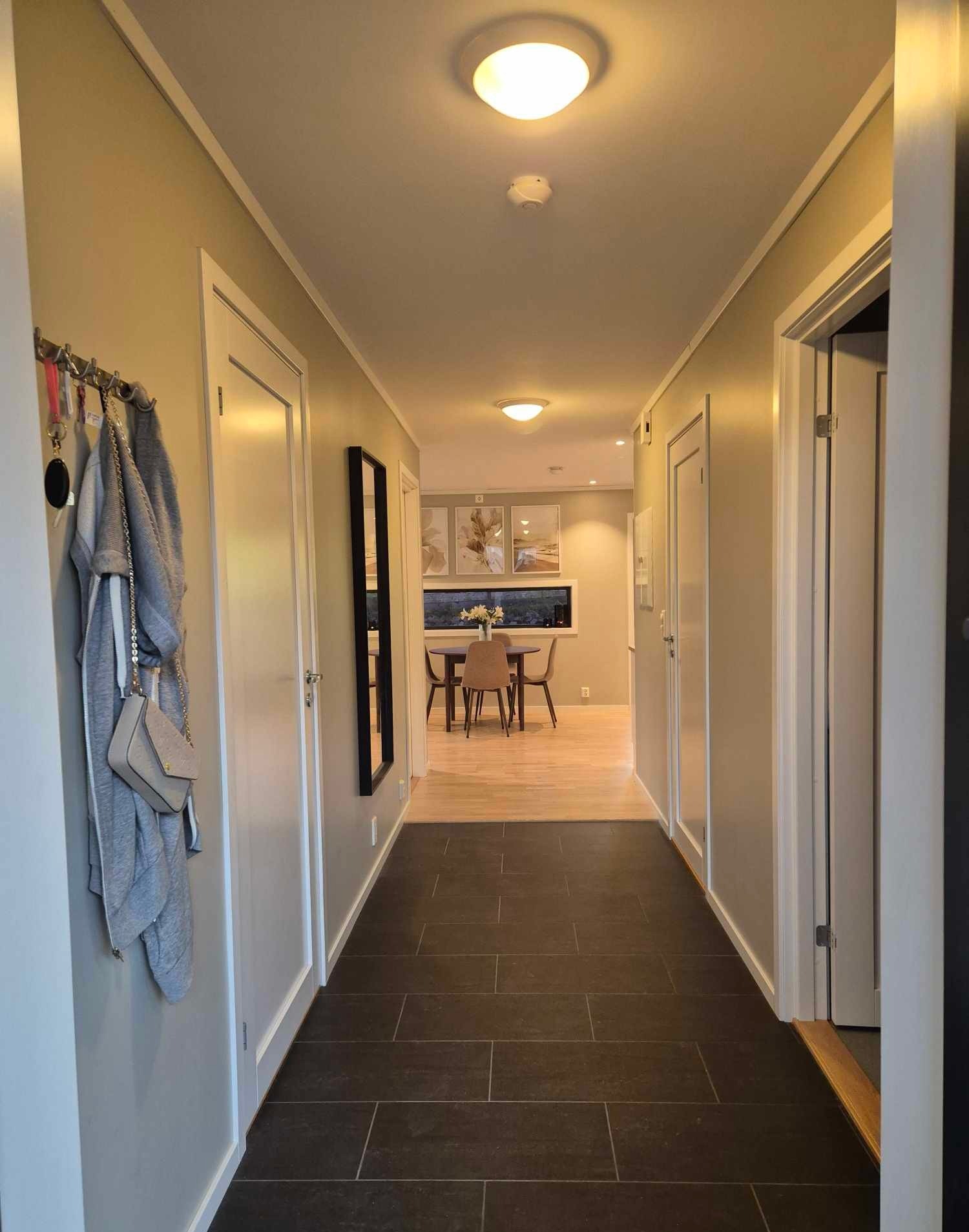 Inngangsparti Galleribilde