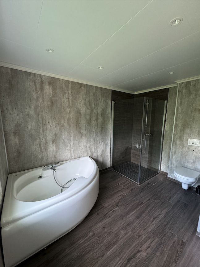 Bad m/ wc Galleribilde