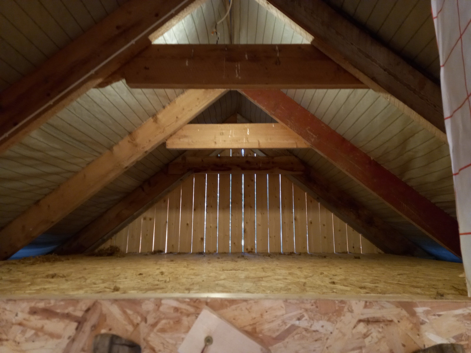 Second attic in the uthus (for skies etc.) Galleribilde