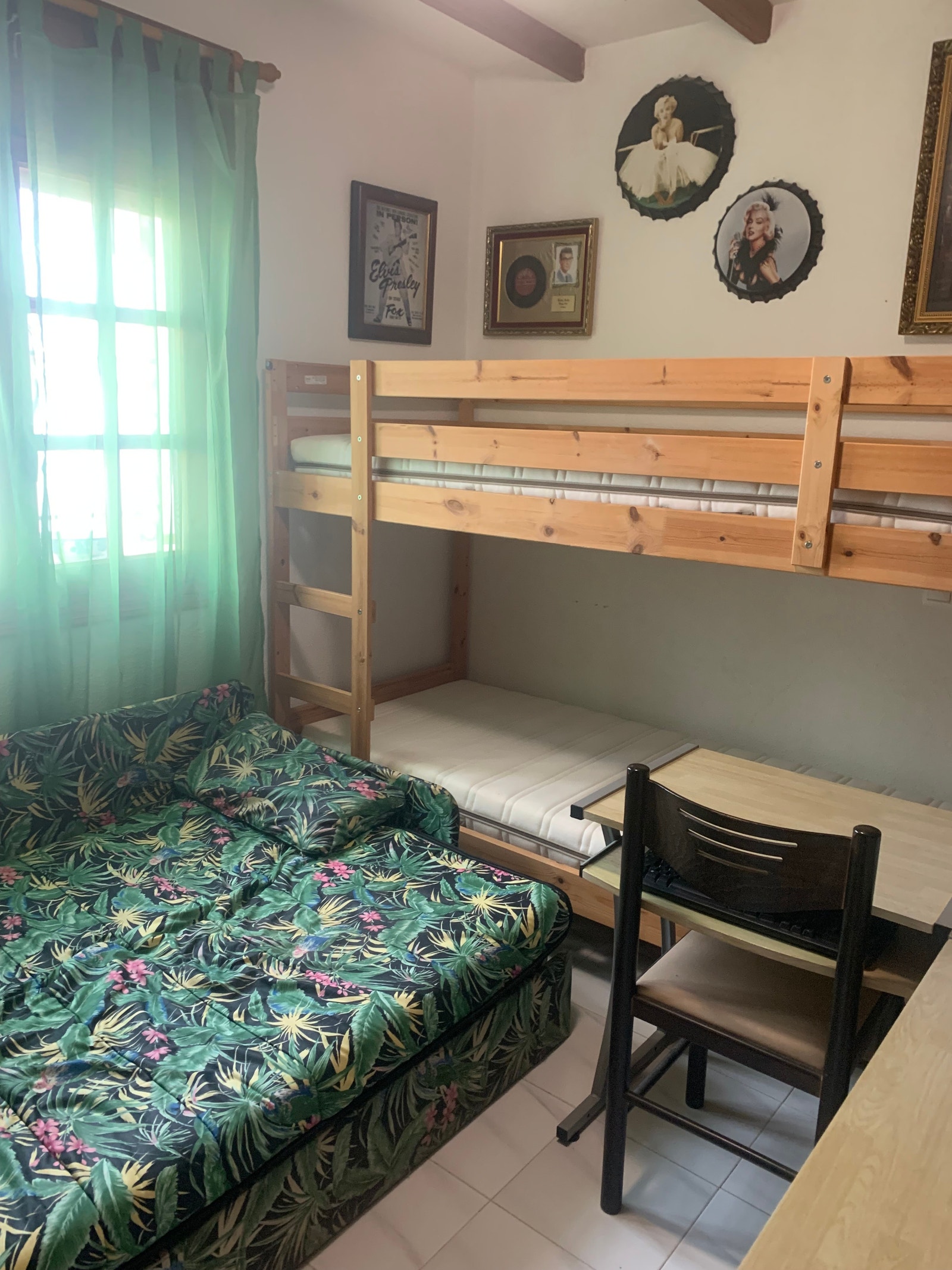 Gjesterom også med dobbel sovesofa og ekstraseng underst. Galleribilde