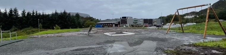 solrik stor leikeplass Galleribilde