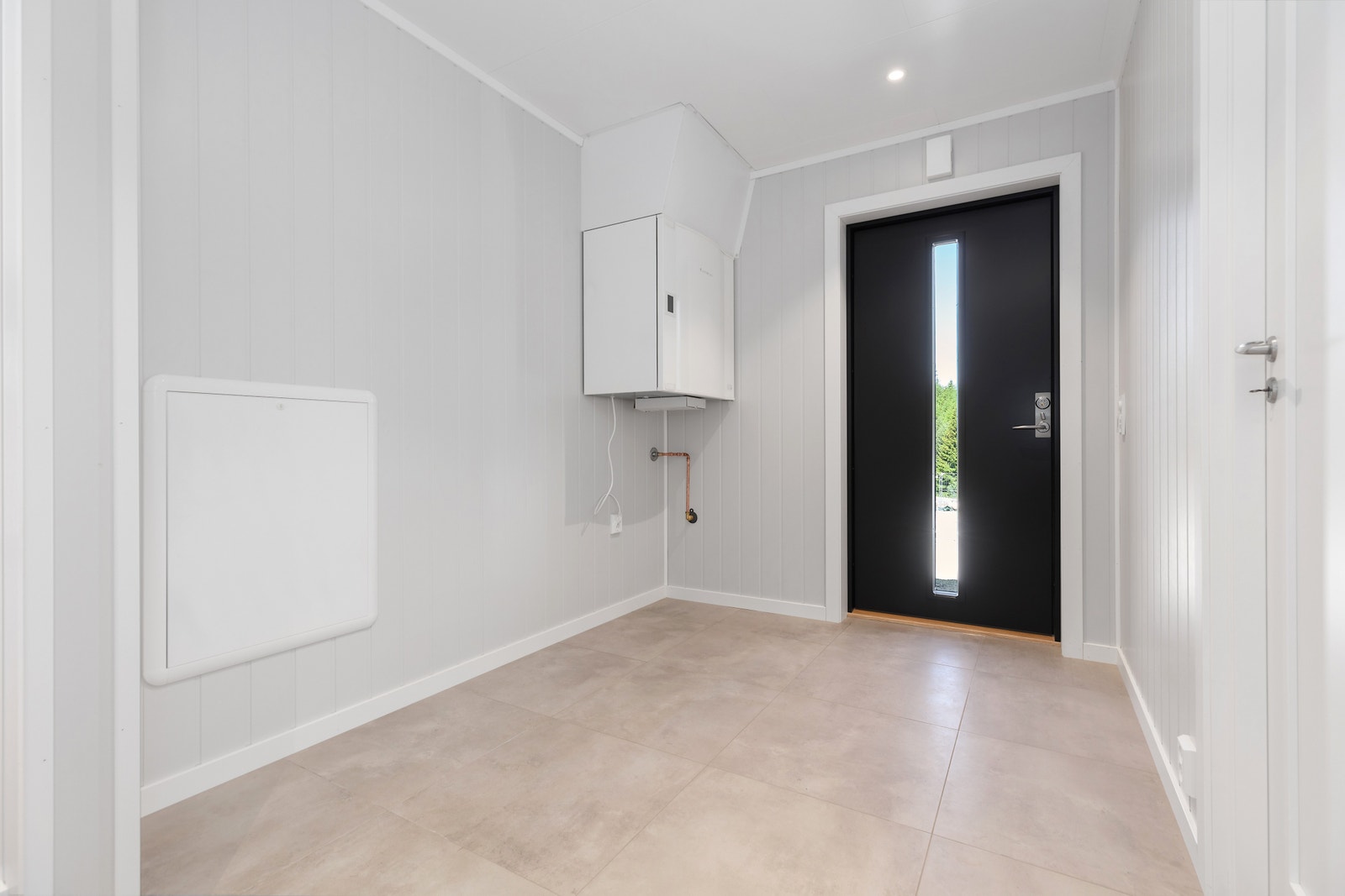 Gang og inngangsdør. Foto fra samme type bolig. Avvik kan forekomme. Galleribilde