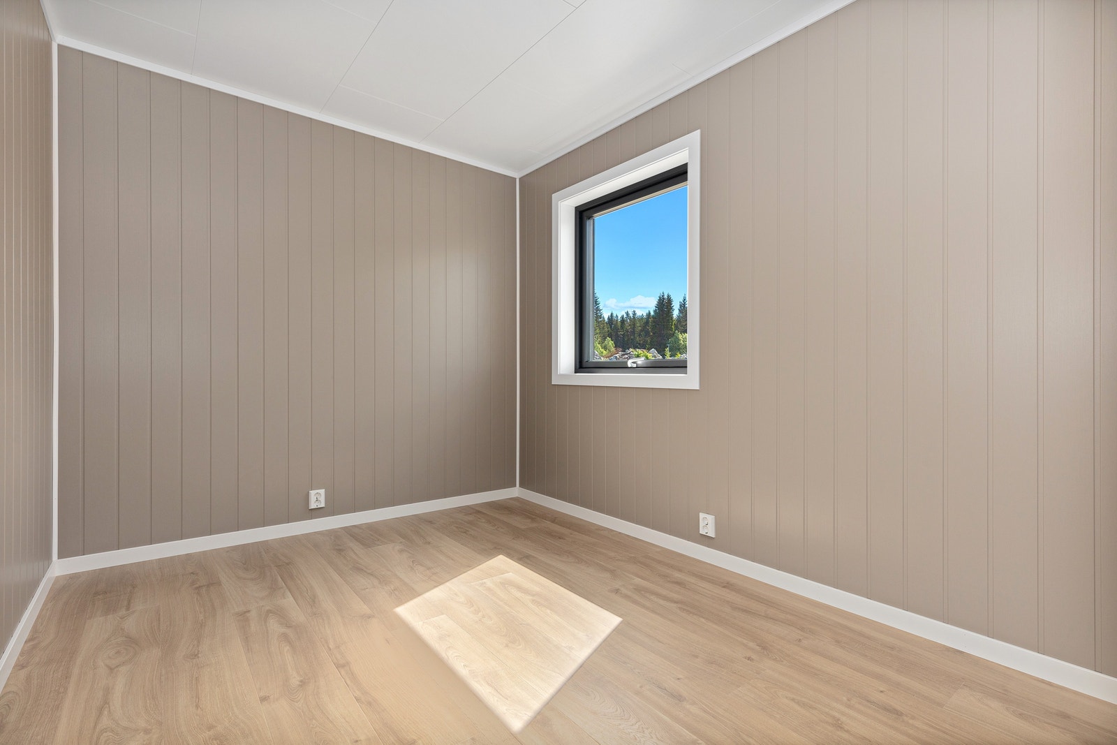 Soverom 4 i første etasje, bolig a. Foto fra samme type bolig. Avvik kan forekomme. Galleribilde