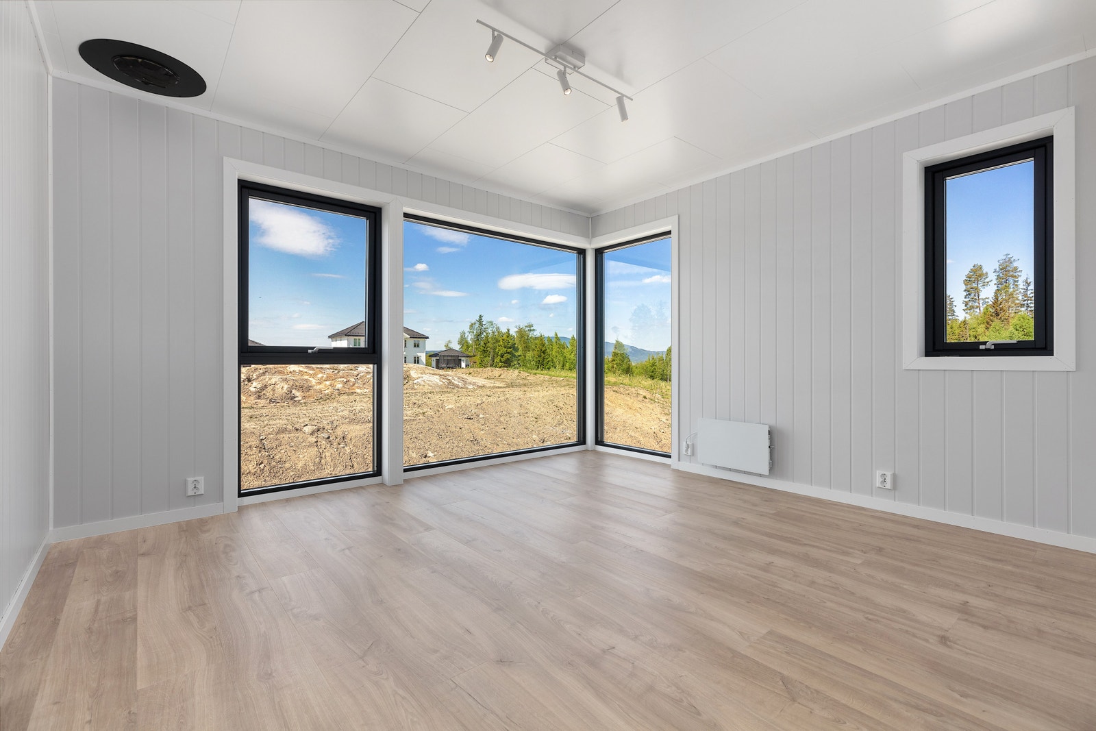 Stue 2. etasje. Foto fra samme type bolig. Avvik kan forekomme. Galleribilde