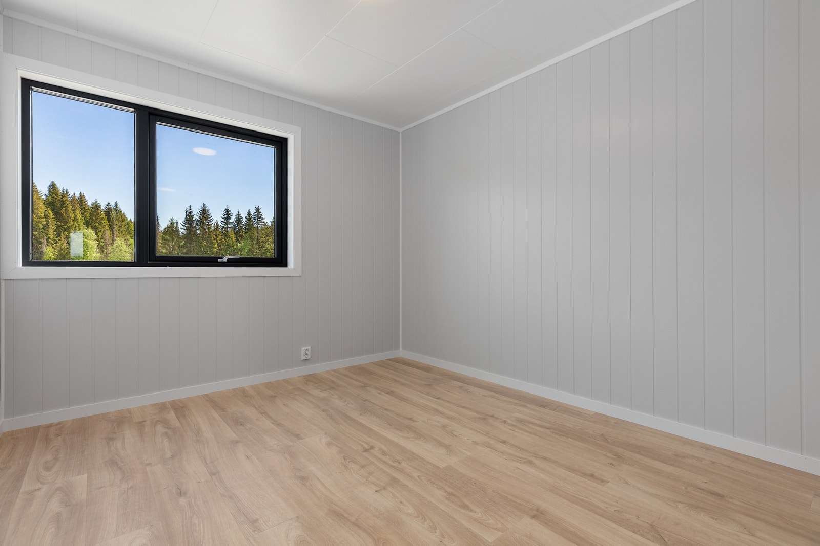 Soverom 2. etasje. Foto fra samme type bolig. Avvik kan forekomme. Galleribilde