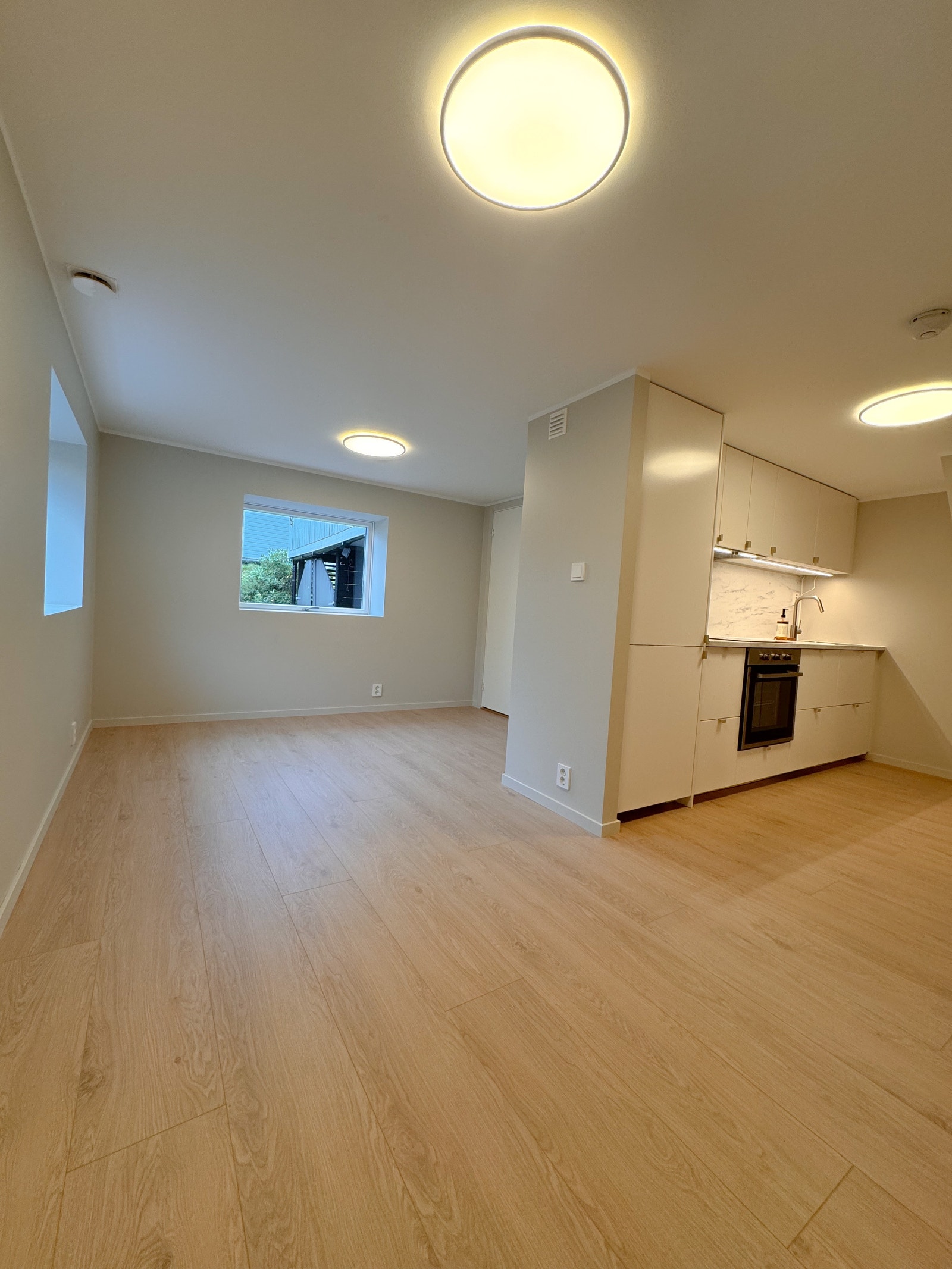 Stue/kjøkken Galleribilde