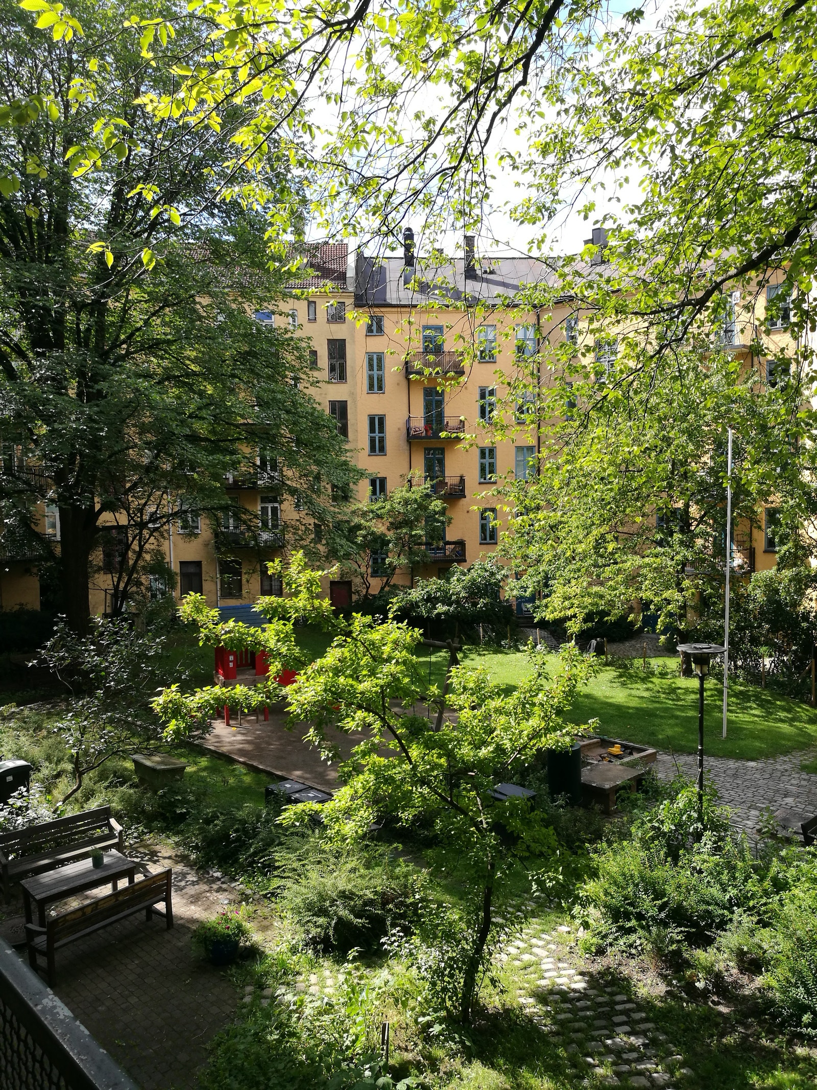 Utsikt fra balkong Galleribilde