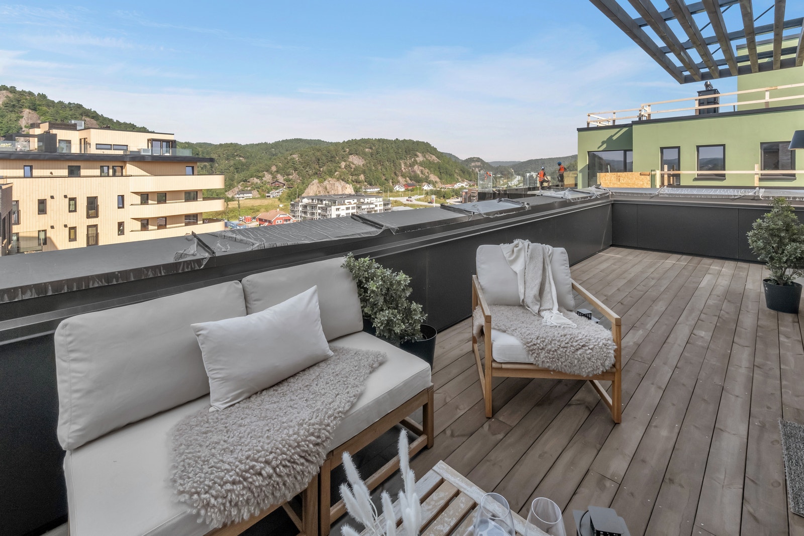 På terrassen kan du ta med dine gjester Galleribilde