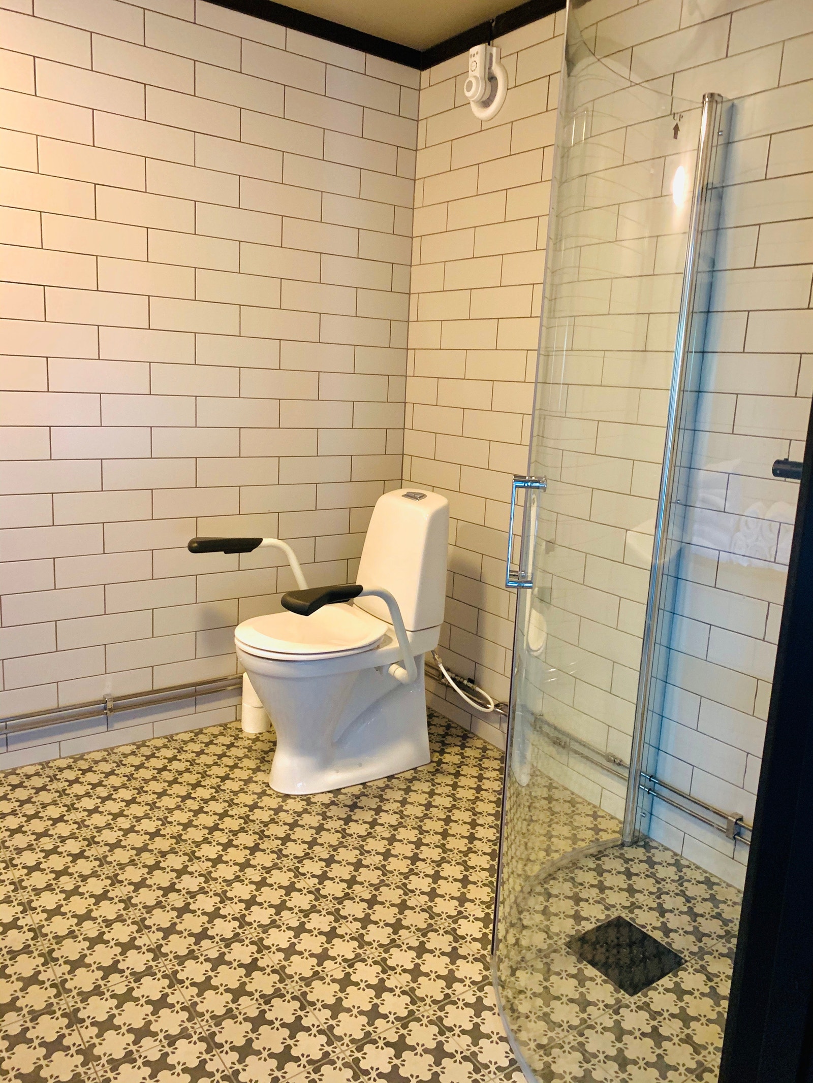 2-roms bad Galleribilde