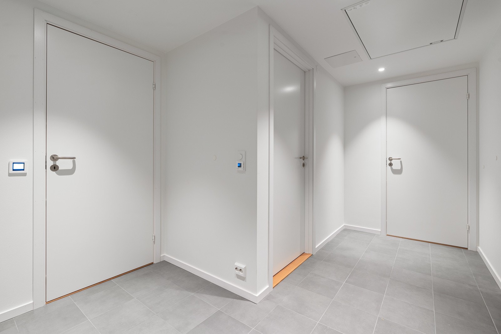 Lyst og fint inngangsparti. Galleribilde