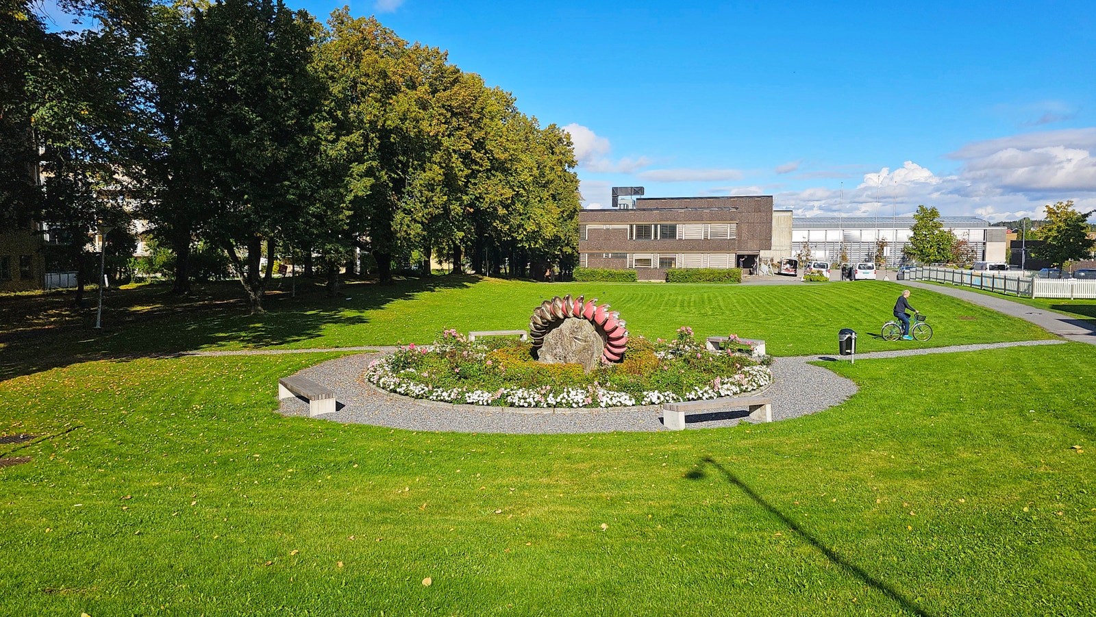 Walking Areas (2-min walk) Galleribilde